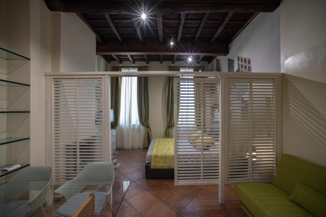 Appartamento Vittoria House Roma Esterno foto